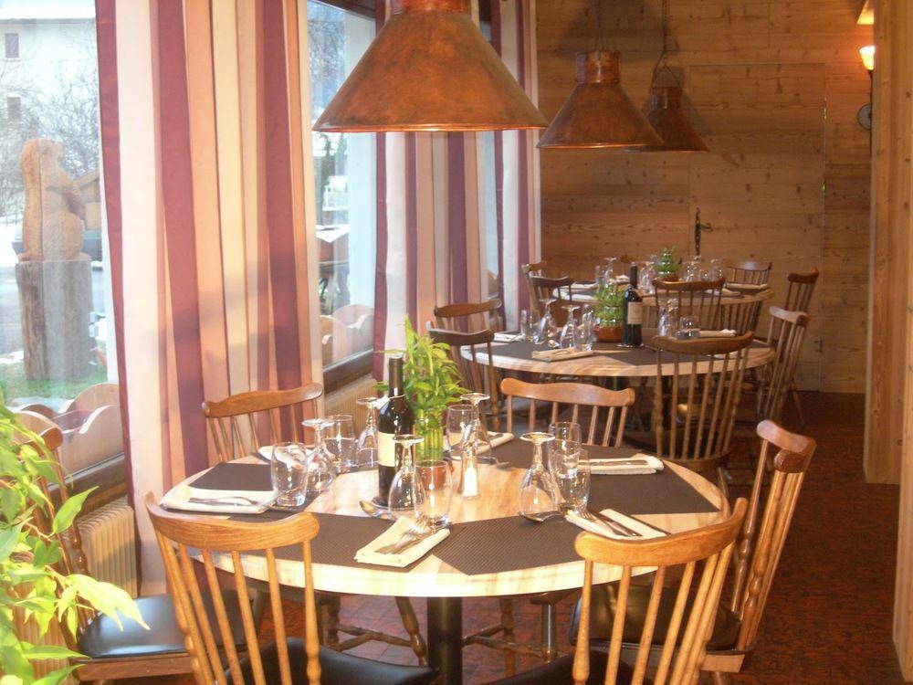 Auberge De Costaroche Albertville Luaran gambar