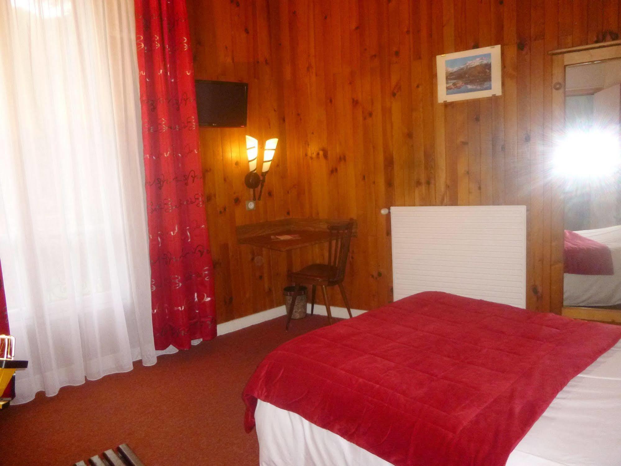 Auberge De Costaroche Albertville Luaran gambar